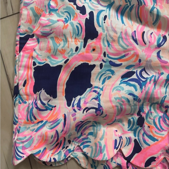 Lilly Pulitzer Pink and Blue Patterned Scalloped Hem Shorts - Picture 5 of 8
